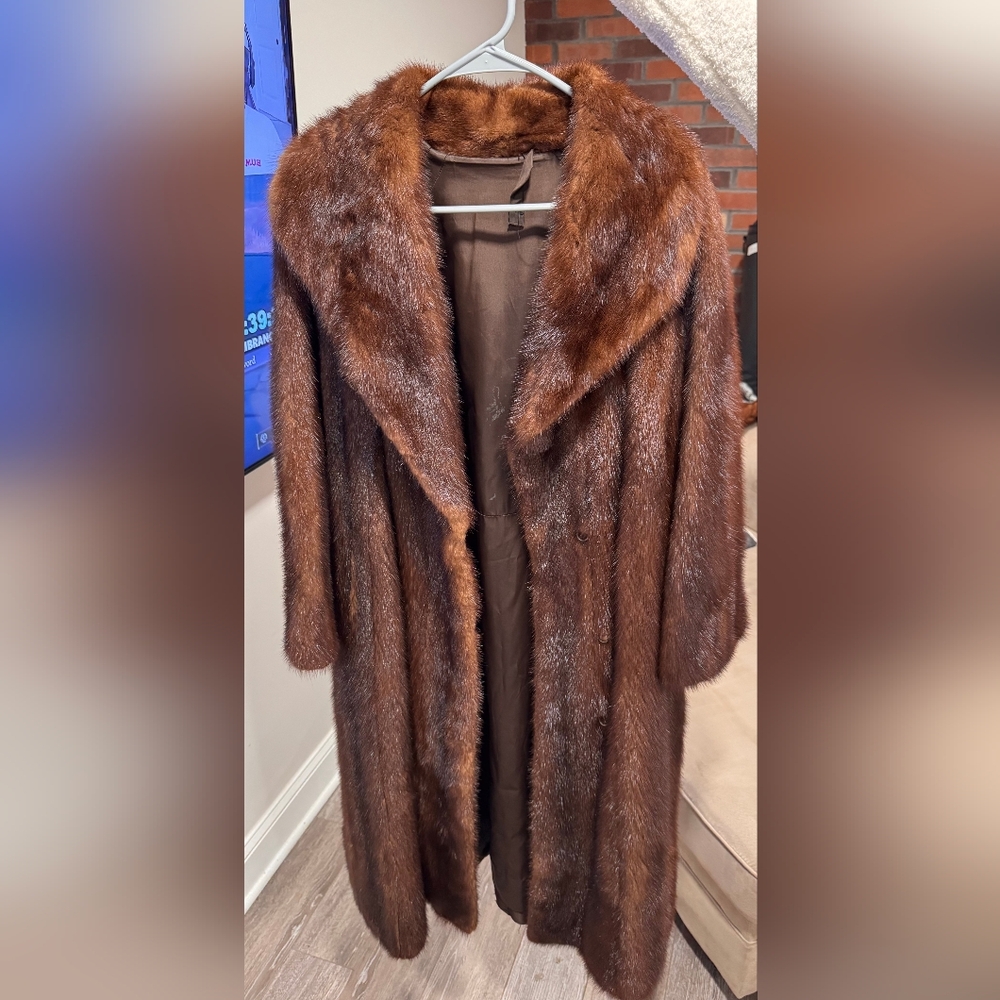 Luxurious MINK COAT (Full Length)